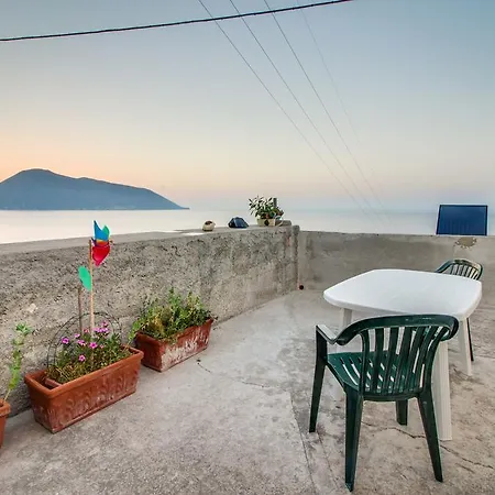 Apartamento Acquacalda Rocche Rosse Canneto (Lipari)